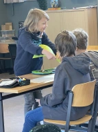 SchülerInnen bei den Juniorwahlen Kids.